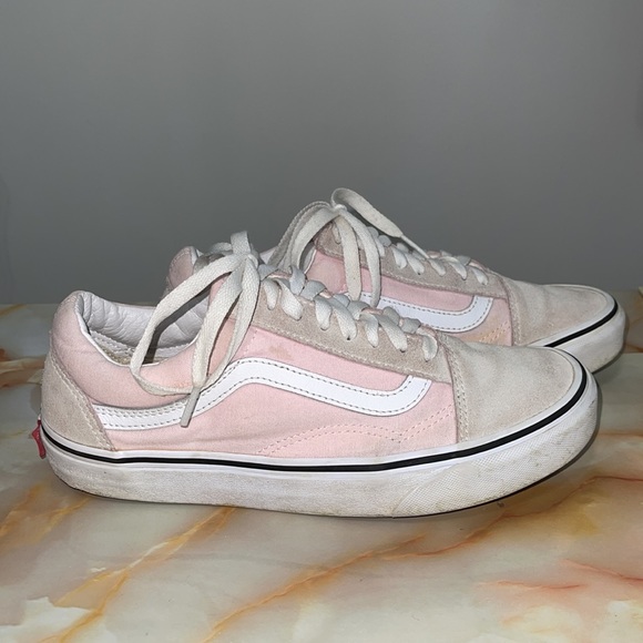 VANS Pink Suede Size 8.5 - Picture 2 of 10